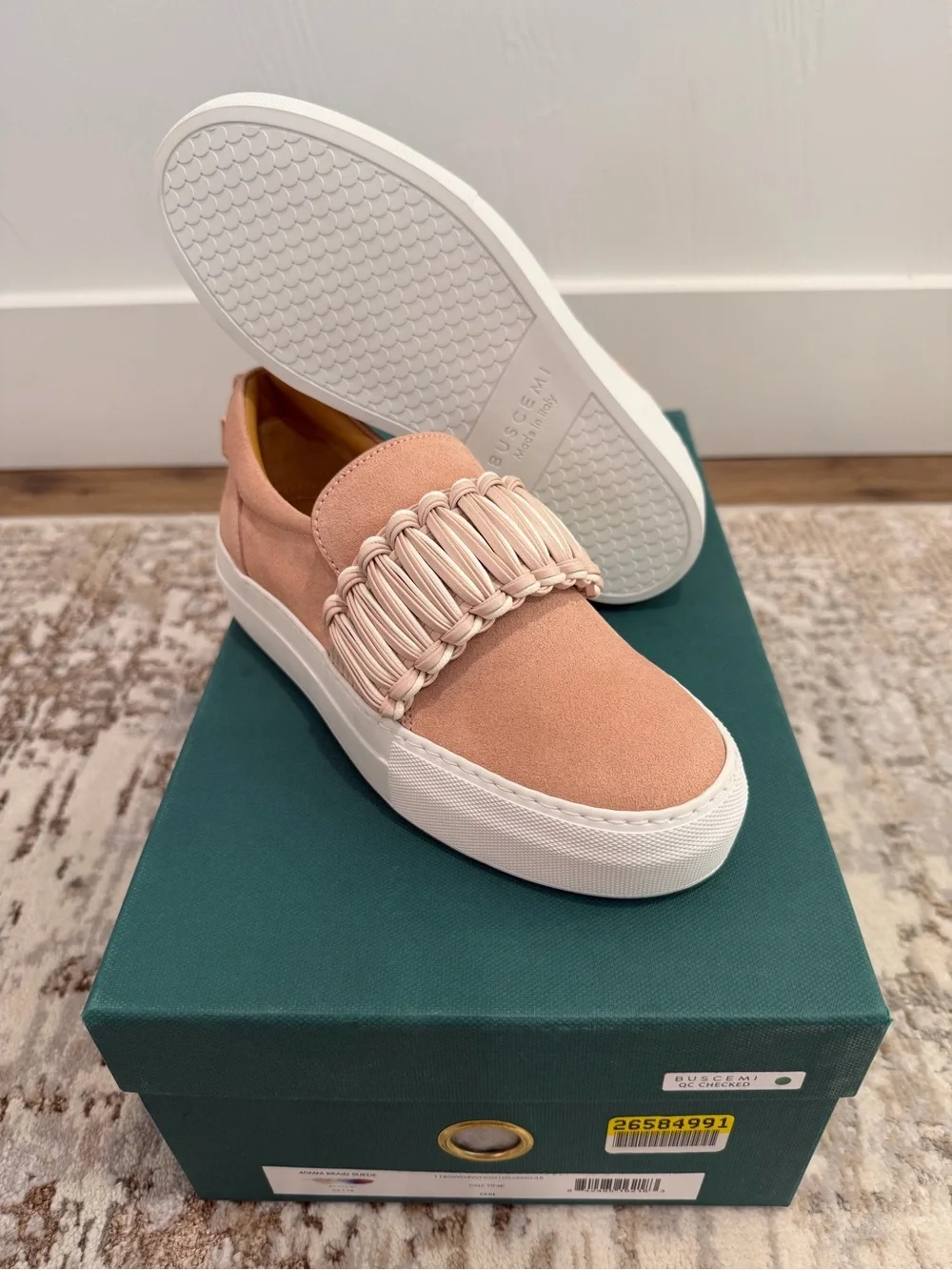 Buscemi blush pink